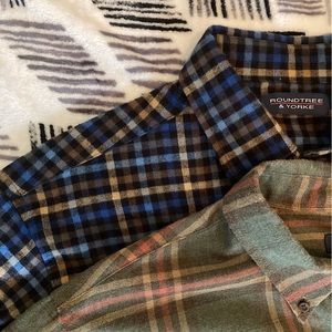 Men’s button down shirt LOT